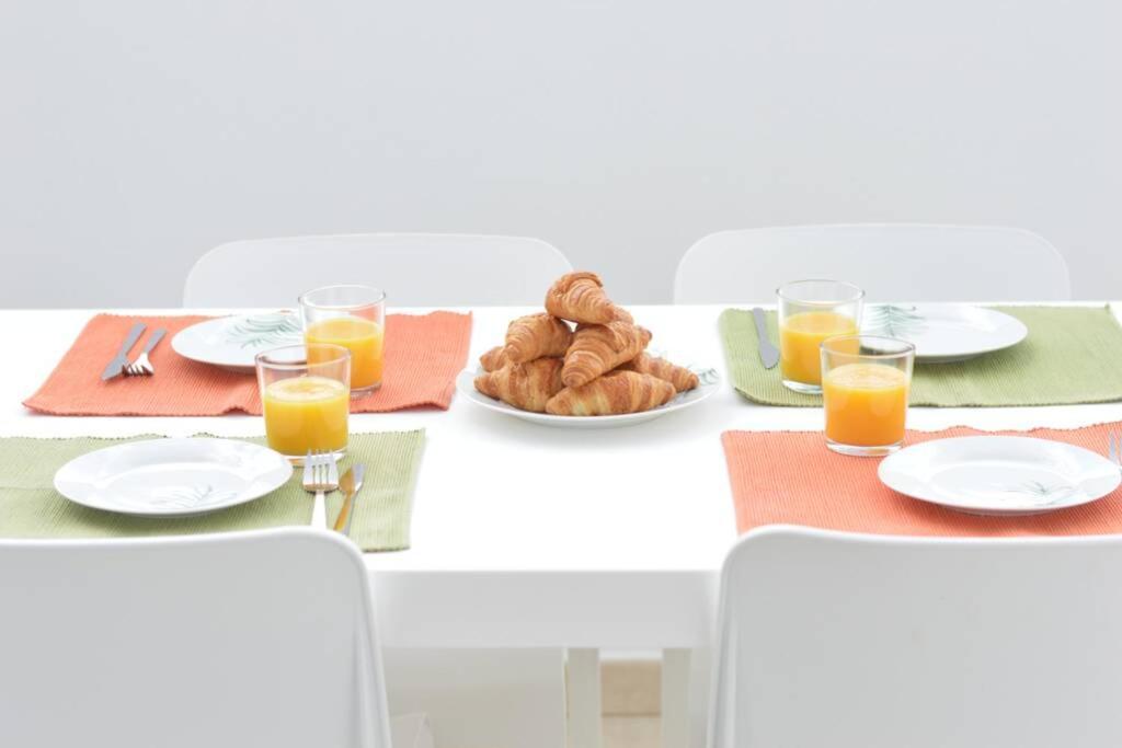 Atico Blanca Apartment *